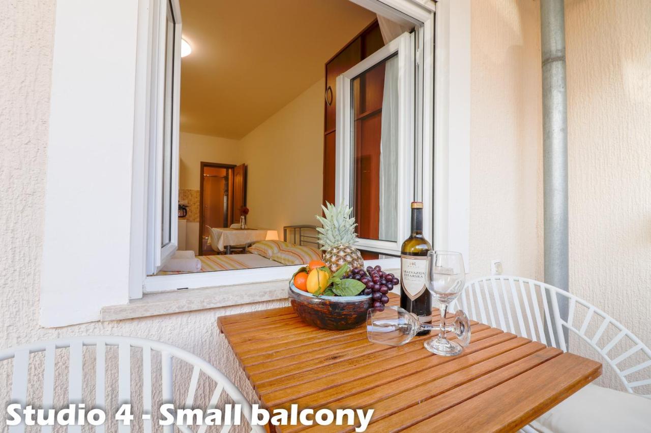 Apartments Juric Vrsar Luaran gambar