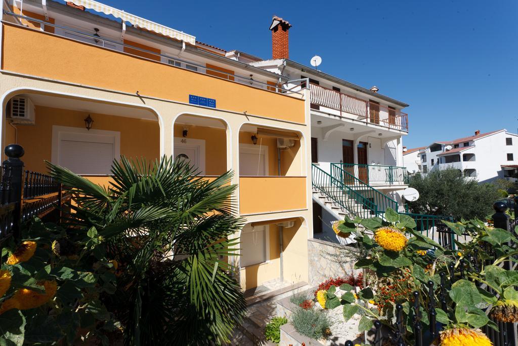 Apartments Juric Vrsar Luaran gambar