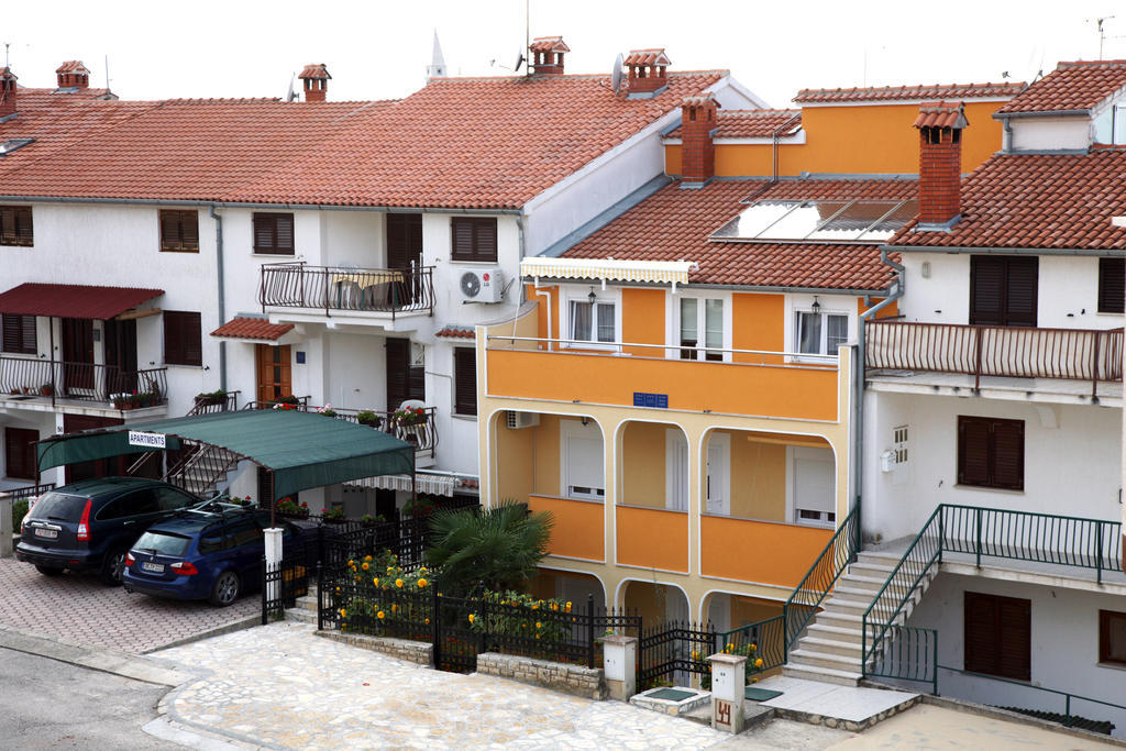 Apartments Juric Vrsar Luaran gambar